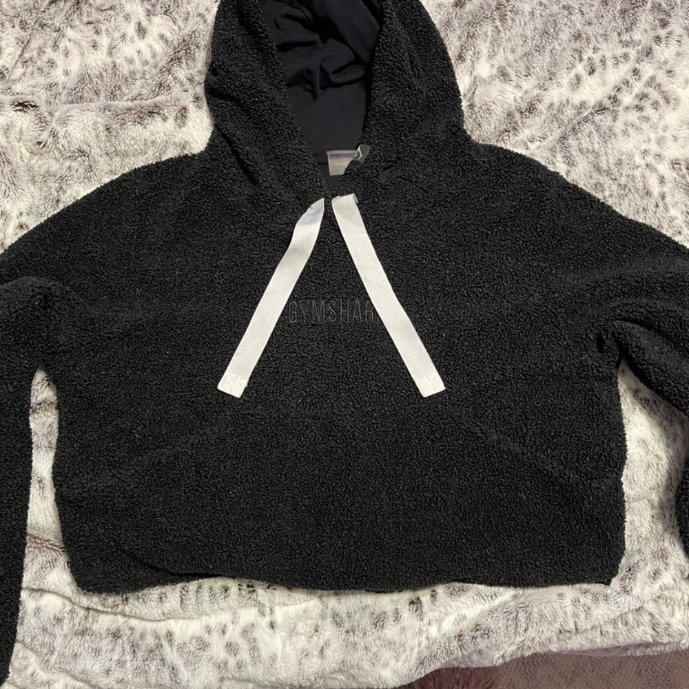 Gym Shark crop hoodie size medium